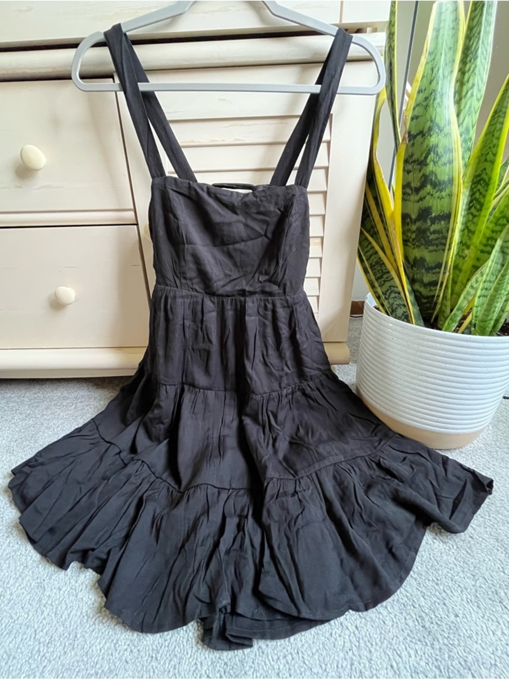 NWT Trixxi Black Tiered Open Back Dress M